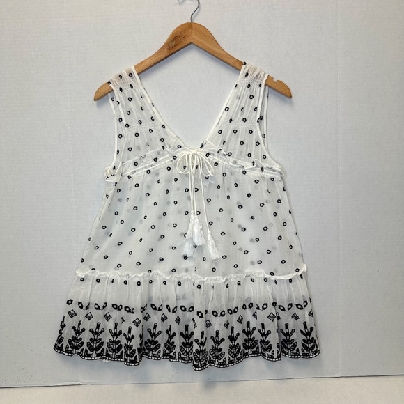 Derek Lam 10 Crosby Sleeveless Printed Viole Ruffle white and back blouse S:4 - Picture 1 of 9